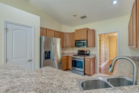 Villa ou maison à vendre à DeLand, Floride: 3 chambres, 187.29 m2 № 1821500 - photo 15