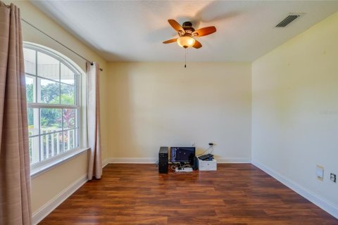 Villa ou maison à vendre à DeLand, Floride: 3 chambres, 187.29 m2 № 1821500 - photo 5