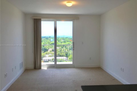Condo in Miami, Florida, 1 bedroom  № 1888725 - photo 2