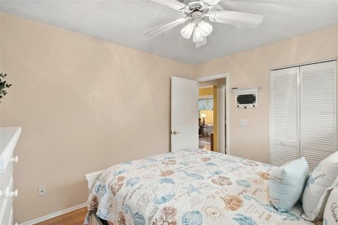 Villa ou maison à vendre à Palm Harbor, Floride: 2 chambres, 152.55 m2 № 2430548 - photo 26