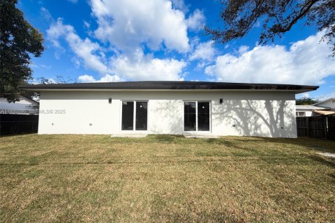 Duplex in Miami, Florida 4 bedrooms № 1993270 - photo 3