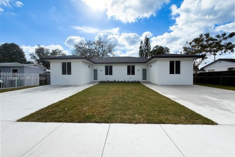 Dúplex en Miami, Florida 4 dormitorios № 1993270