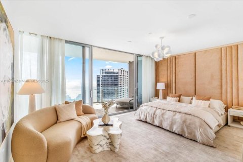 Condo in Miami, Florida, 5 bedrooms  № 1927772 - photo 28