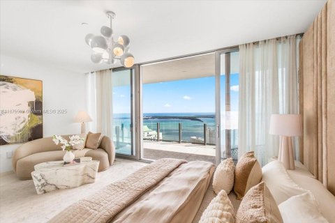Condo in Miami, Florida, 5 bedrooms  № 1927772 - photo 30