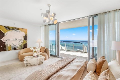 Condo in Miami, Florida, 5 bedrooms  № 1927772 - photo 29