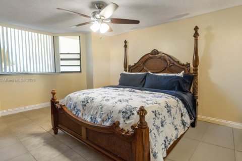 Купить кондоминиум в Плантация, Флорида 2 спальни, 90.12м2, № 1993132 - фото 8