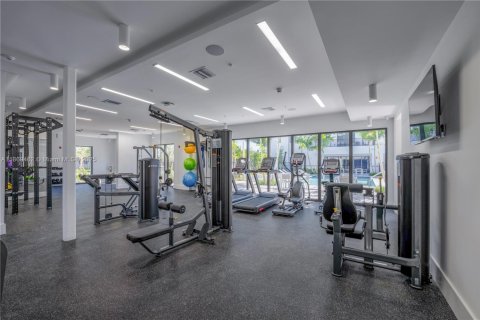 House in Miami-Dade, Florida 2 bedrooms, 101.26 sq.m. № 1979398 - photo 6