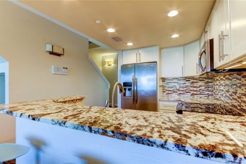 Touwnhouse à vendre à Oldsmar, Floride: 3 chambres, 170.38 m2 № 1651421 - photo 17