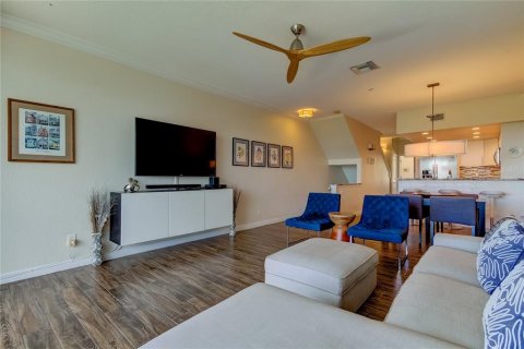 Touwnhouse à vendre à Oldsmar, Floride: 3 chambres, 170.38 m2 № 1651421 - photo 12