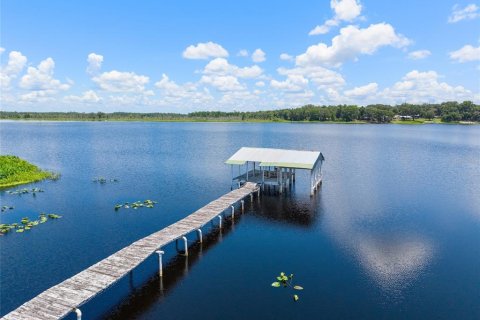 House in Hawthorne, Florida 3 bedrooms, 150.32 sq.m. № 1791961 - photo 1