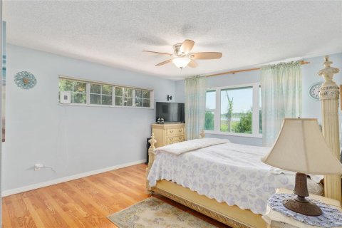 House in Hawthorne, Florida 3 bedrooms, 150.32 sq.m. № 1791961 - photo 28