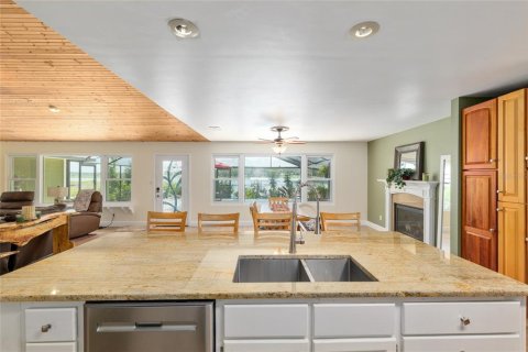 House in Hawthorne, Florida 3 bedrooms, 150.32 sq.m. № 1791961 - photo 27