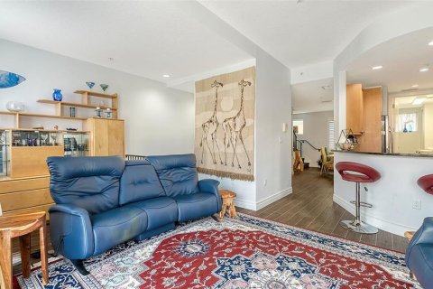 Touwnhouse à vendre à Sarasota, Floride: 2 chambres, 212.75 m2 № 1680455 - photo 15