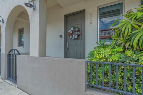 Touwnhouse à vendre à Sarasota, Floride: 2 chambres, 212.75 m2 № 1680455 - photo 5