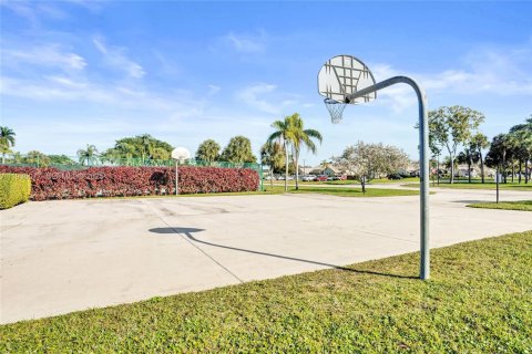 Touwnhouse à vendre à Boca Raton, Floride: 3 chambres, 123.1 m2 № 1994537 - photo 30