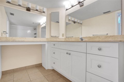 Touwnhouse à vendre à Boca Raton, Floride: 3 chambres, 123.1 m2 № 1994537 - photo 15