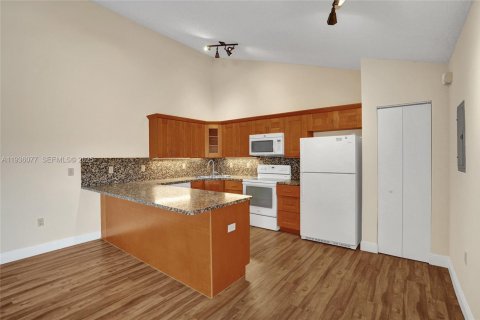 Touwnhouse à vendre à Boca Raton, Floride: 3 chambres, 123.1 m2 № 1994537 - photo 6