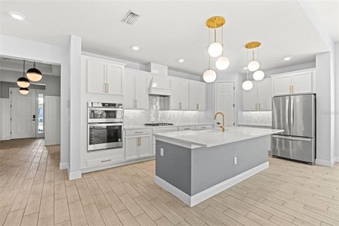 Купить виллу или дом в Аполло-Бич, Флорида 7 комнат, 206.24м2, № 1520256 - фото 9