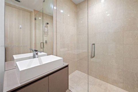 Купить кондоминиум в Майами, Флорида 3 спальни, 192.87м2, № 2071092 - фото 7