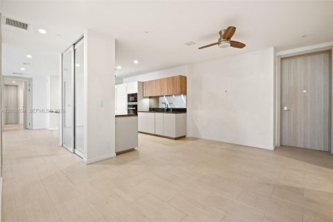 Купить кондоминиум в Майами, Флорида 3 спальни, 192.87м2, № 2071092 - фото 4