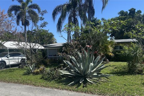 Casa en venta en Fort Lauderdale, Florida, 3 dormitorios, 105.91 m2 № 2049042 - foto 1