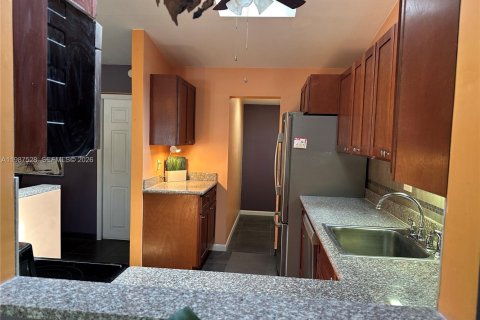 Casa en venta en Fort Lauderdale, Florida, 3 dormitorios, 105.91 m2 № 2049042 - foto 8