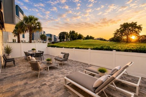 Condo in Four Corners, Florida, 4 bedrooms  № 2207321 - photo 4