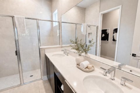 Condo in Four Corners, Florida, 4 bedrooms  № 2207321 - photo 15
