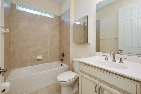 House in Venice, Florida 4 bedrooms, 225.01 sq.m. № 2356503 - photo 20