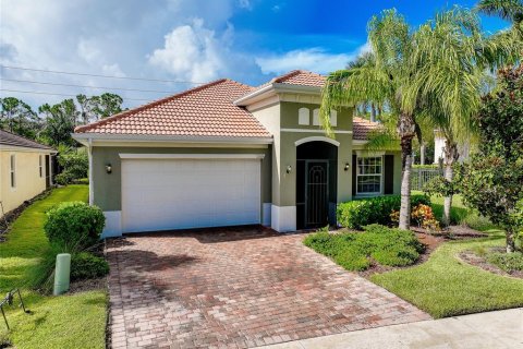 House in Venice, Florida 4 bedrooms, 225.01 sq.m. № 2356503 - photo 2