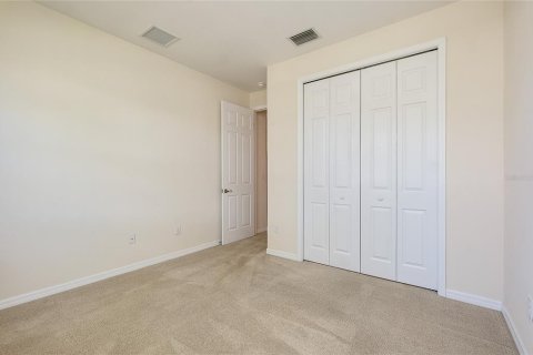 House in Venice, Florida 4 bedrooms, 225.01 sq.m. № 2356503 - photo 18