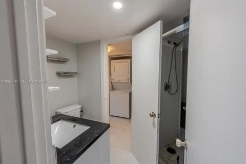 Copropriété à louer à Plantation, Floride: 3 chambres, 102.19 m2 № 2245937 - photo 26