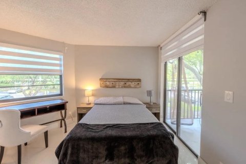 Copropriété à louer à Plantation, Floride: 3 chambres, 102.19 m2 № 2245937 - photo 19