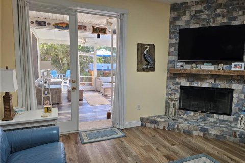Casa en venta en Palm Harbor, Florida, 3 dormitorios, 172.05 m2 № 1527882 - foto 5