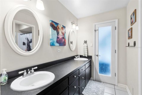 Casa en venta en Land O' Lakes, Florida, 3 dormitorios, 173.54 m2 № 1845213 - foto 19