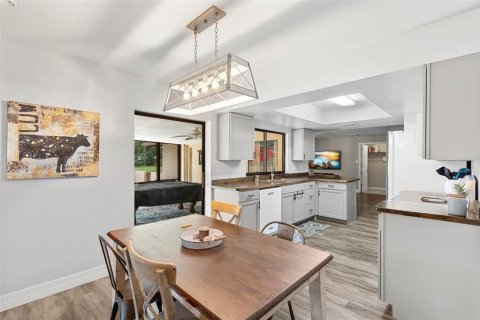 Casa en venta en Land O' Lakes, Florida, 3 dormitorios, 173.54 m2 № 1845213 - foto 10