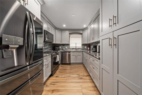 Casa en venta en Kissimmee, Florida, 3 dormitorios, 123.56 m2 № 2205967 - foto 12