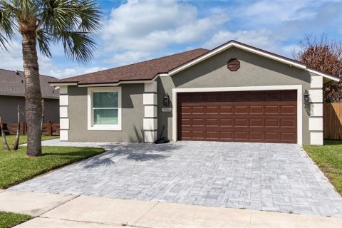Casa en venta en Kissimmee, Florida, 3 dormitorios, 123.56 m2 № 2205967 - foto 3