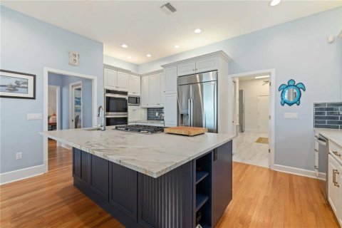 House in Palmetto, Florida 4 bedrooms, 369.1 sq.m. № 2136103 - photo 17