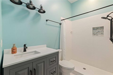 House in Palmetto, Florida 4 bedrooms, 369.1 sq.m. № 2136103 - photo 26
