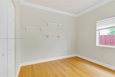 Villa ou maison à louer à Doral, Floride: 3 chambres, 170.48 m2 № 1969199 - photo 8