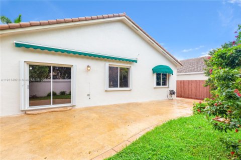 Villa ou maison à louer à Doral, Floride: 3 chambres, 170.48 m2 № 1969199 - photo 28