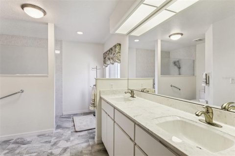 House in Leesburg, Florida 2 bedrooms, 201.23 sq.m. № 2227342 - photo 24