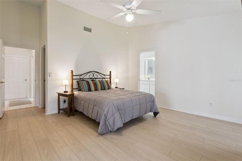 House in Leesburg, Florida 2 bedrooms, 201.23 sq.m. № 2227342 - photo 21