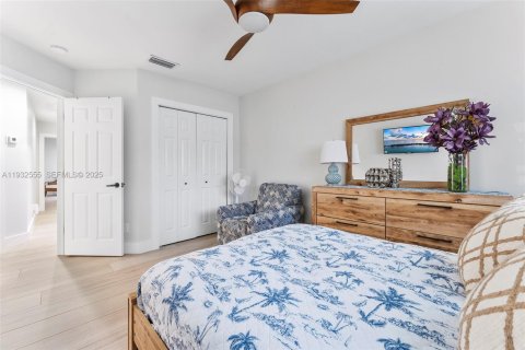 Купить виллу или дом в Плантация, Флорида 5 спален, 260.78м2, № 1991056 - фото 17