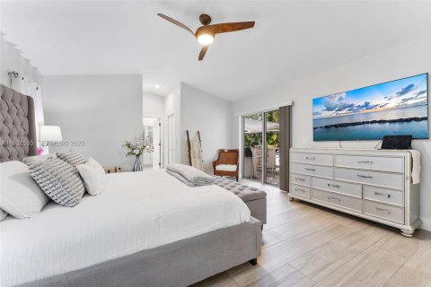 Купить виллу или дом в Плантация, Флорида 5 спален, 260.78м2, № 1991056 - фото 8