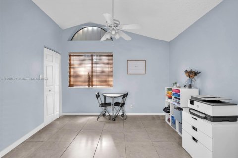 Condominio en venta en Miami, Florida, 2 dormitorios, 113.71 m2 № 1953903 - foto 11