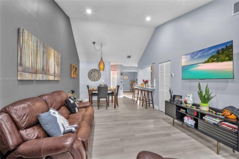 Condominio en venta en Miami, Florida, 2 dormitorios, 113.71 m2 № 1953903 - foto 6