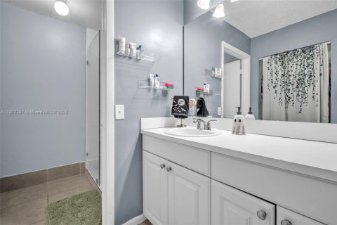 Condominio en venta en Miami, Florida, 2 dormitorios, 113.71 m2 № 1953903 - foto 15