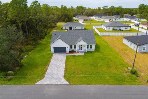 House in Ocala, Florida 4 bedrooms, 189.52 sq.m. № 1900038 - photo 3